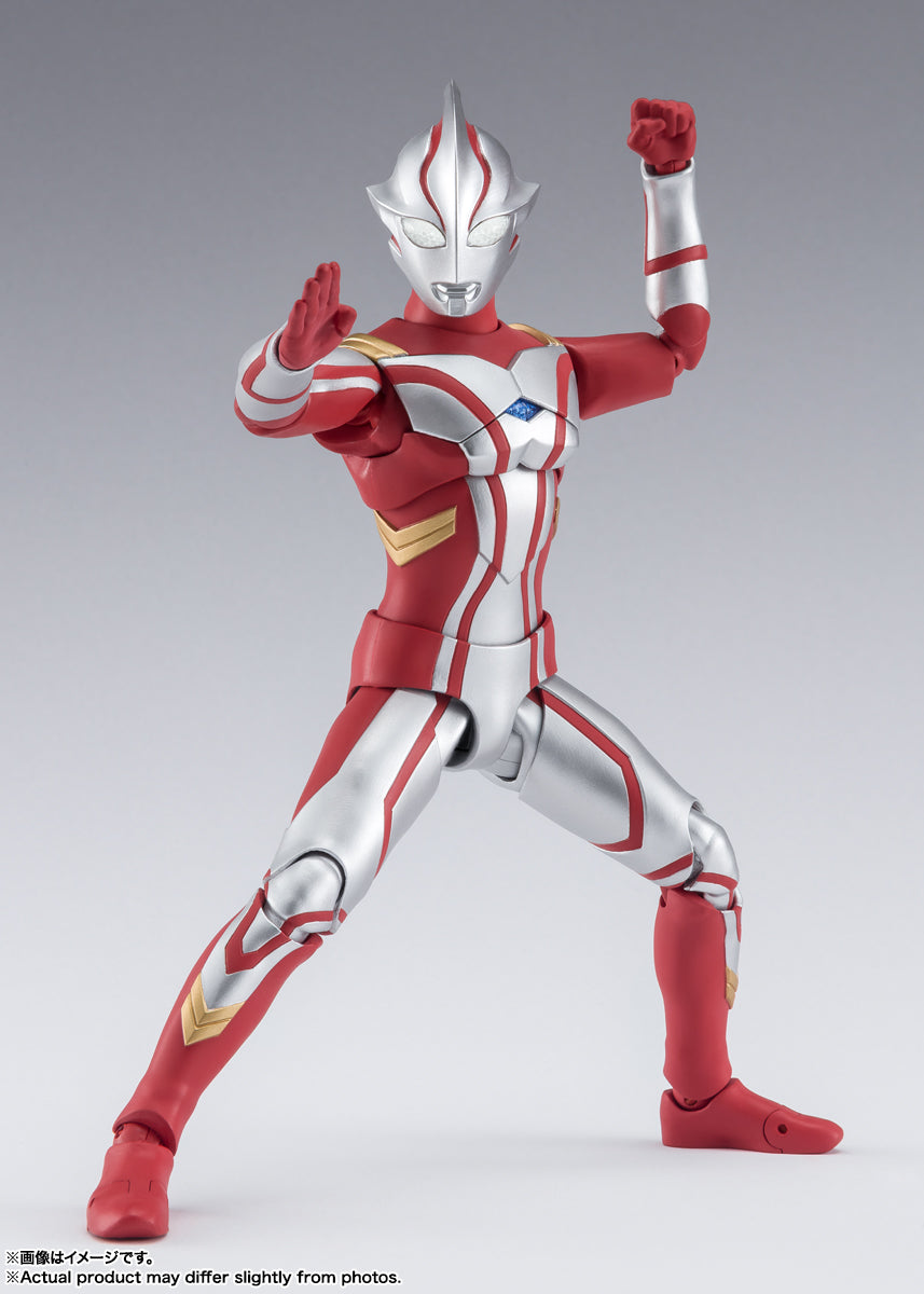 ウルトラマンメビウス S.H.Figuarts 塗装済み可動フィギュア – SOOTANG