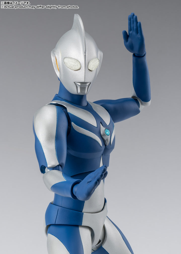 S.H.Figuarts ウルトラマンコスモス ルナモード