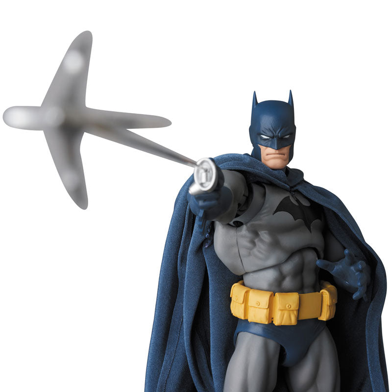 MAFEX BATMAN “HUSH”