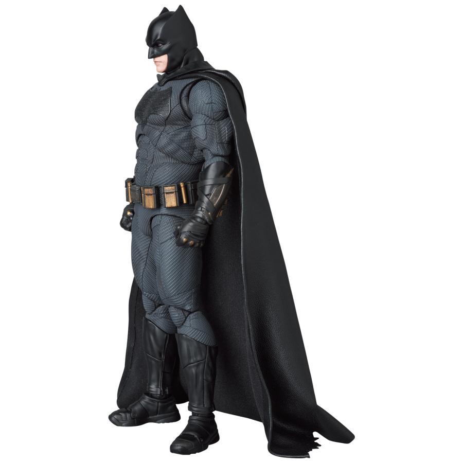 MAFEX BATMAN(ZACK SNYDER’S JUSTICE LEAGUE Ver.) マフェックス 塗装済み可動フィギュア