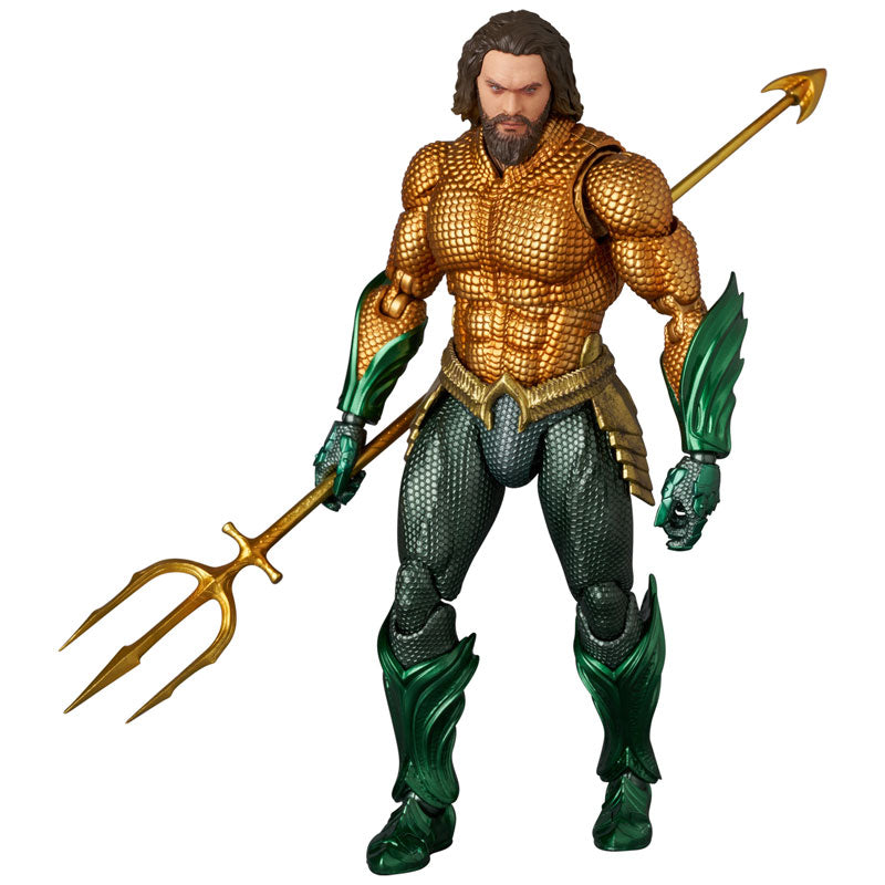 MAFEX AQUAMAN (GOLD ＆ GREEN SUIT)