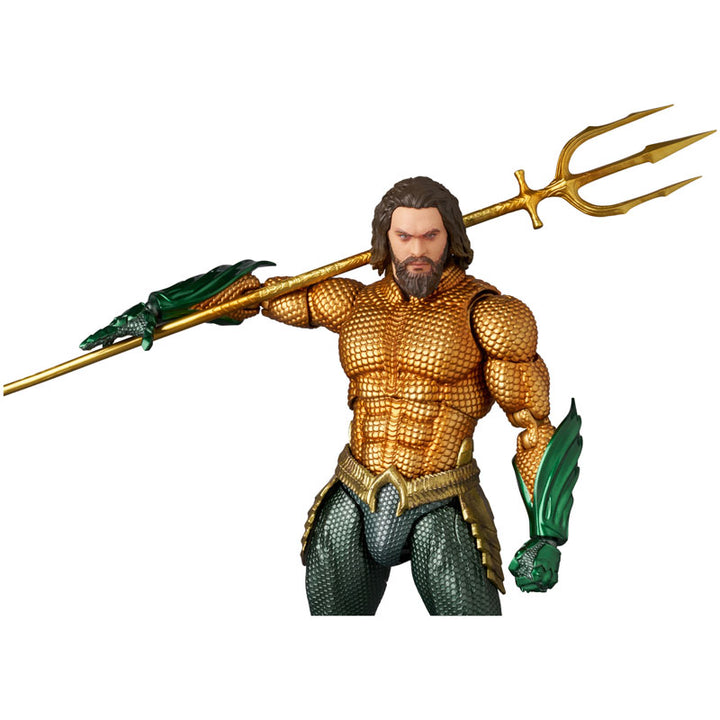 MAFEX AQUAMAN (GOLD ＆ GREEN SUIT)