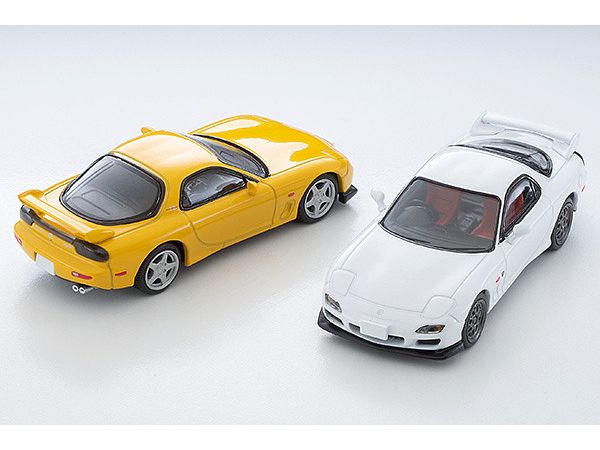 1/64 トミカリミテッドヴィンテージ NEO LV-N267d マツダ RX-7 タイプR バサーストR(黄) 2001年式