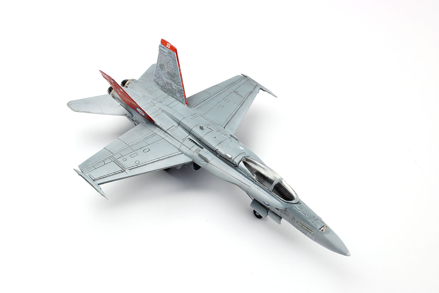 プラッツ 1/144 アメリカ海軍 F/A-18C ホーネット ブルーエンジェルス 2機セット プラモデル FC-23