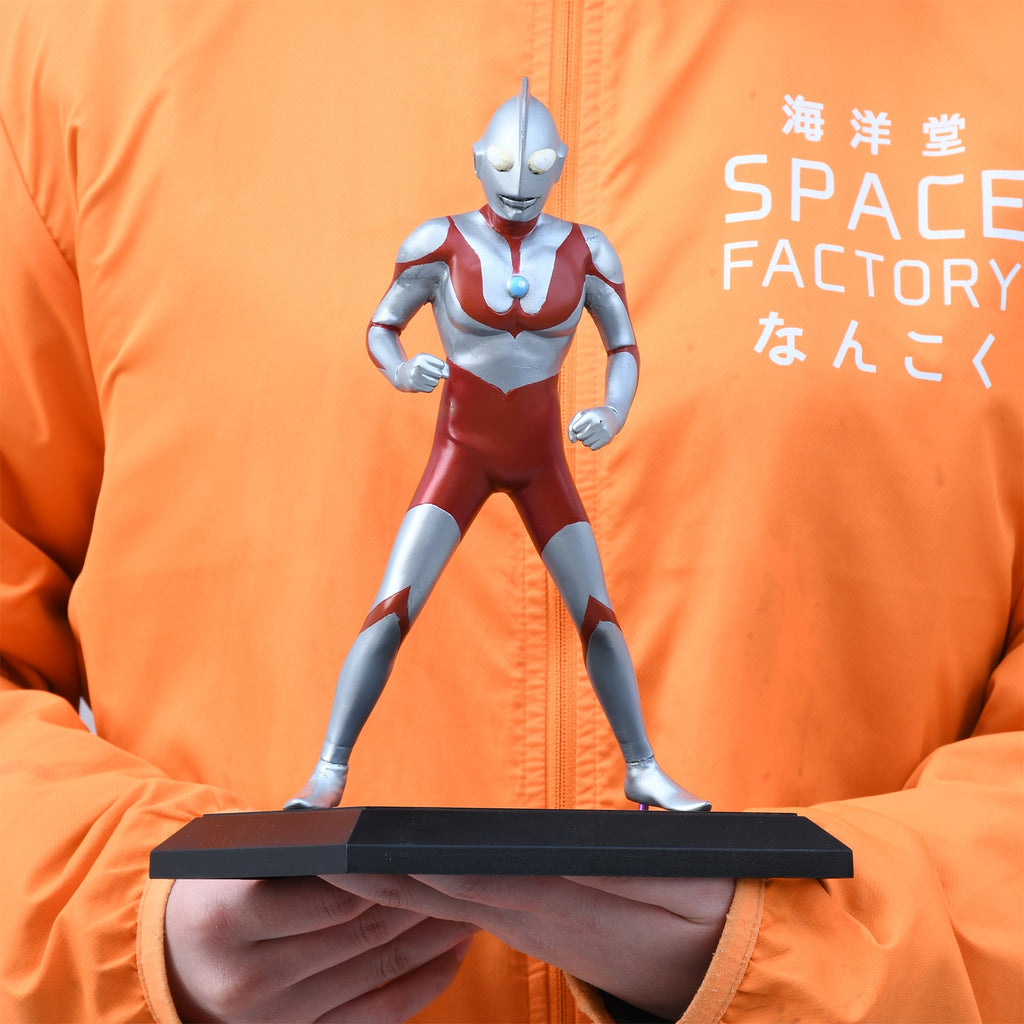 海洋堂(KAIYODO) ウルトラマン（C タイプ） ソフトビニール製組立