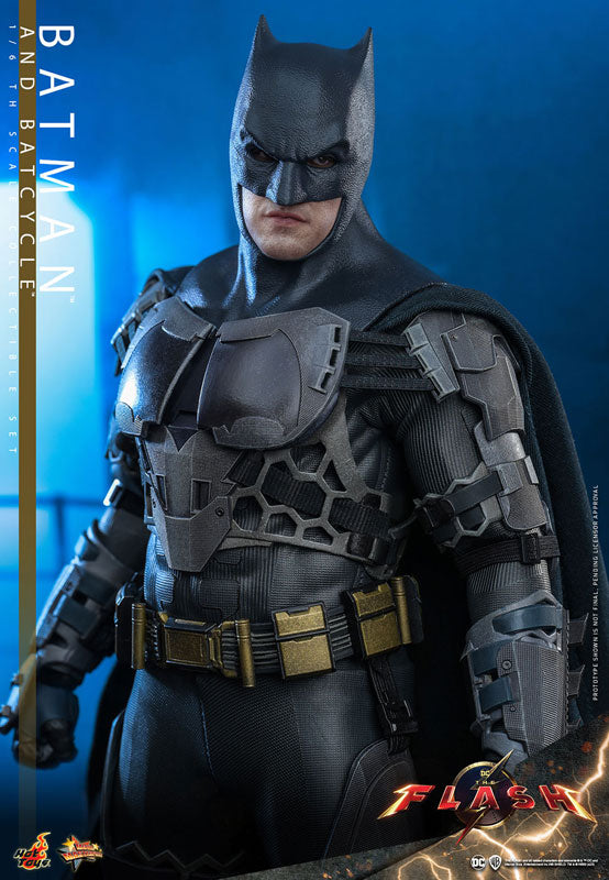 HotToys(ホットトイズ) 『ザ・フラッシュ』 バットマン＆バットサイクル ムービー・マスターピース 1/6スケール 塗装済み可動フィギュア