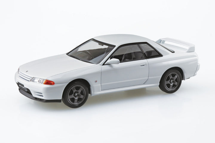 1/32 楽プラ スナップキット ニッサン R32 スカイライン GT-R (クリスタルホワイト)