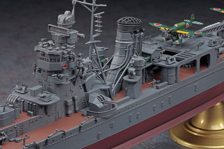 1/350 日本海軍 軽巡洋艦 矢矧 “レイテ沖海戦"