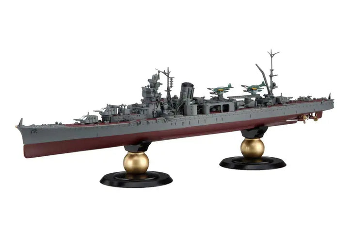 1/700 帝国海軍シリーズ 日本海軍軽巡洋艦 矢矧 （昭和20年/昭和19年） フルハルモデル（エッチングパーツ付き）