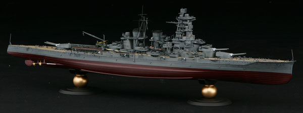 1/350 艦船モデルシリーズ 日本海軍高速戦艦 金剛（帝国海軍乗組員フィギュア付き）