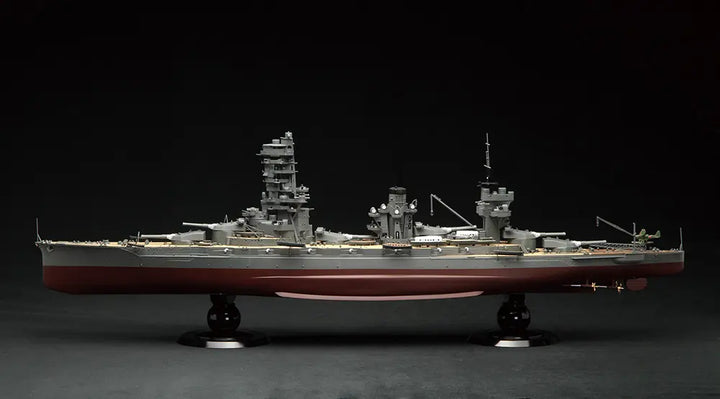 1/350 艦船モデルシリーズ 日本海軍戦艦 山城 昭和18年(帝国海軍乗組員フィギュア付き)