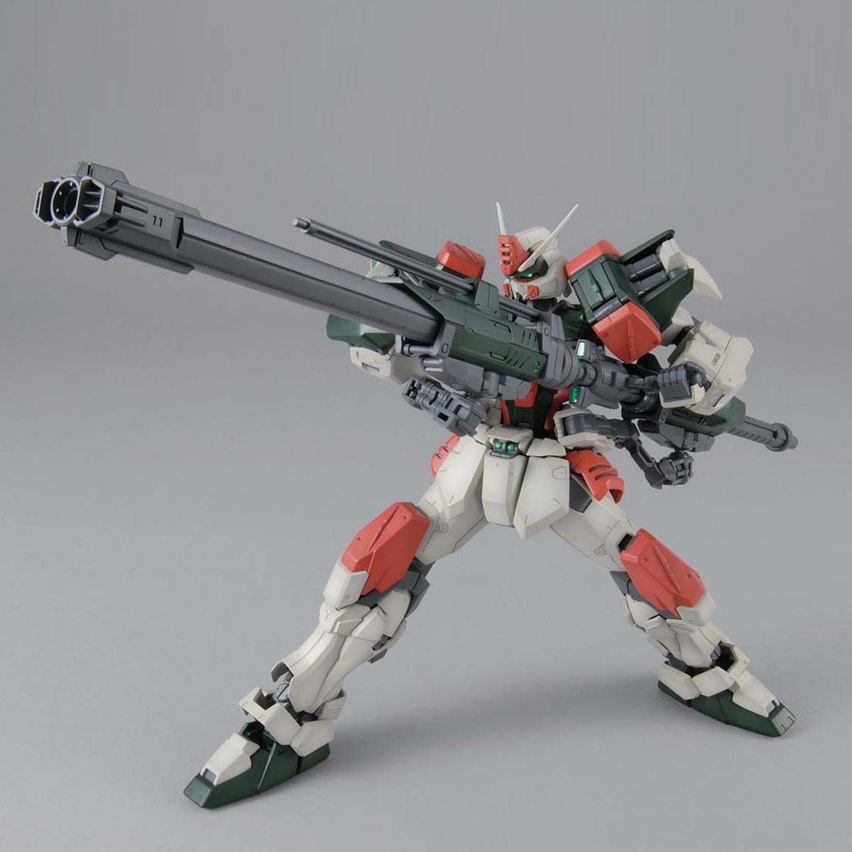 MG バスターガンダム 1/100スケール – SOOTANG