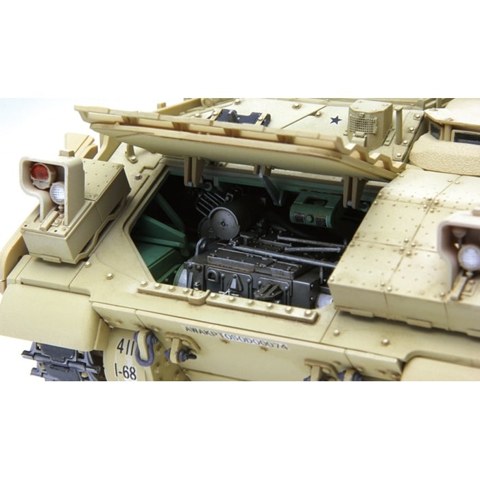 1/35 SS-004 アメリカM2A3ブラッドレーBUSK III 歩兵戦闘車 – SOOTANG