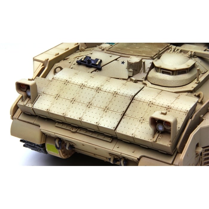 1/35 SS-004 アメリカM2A3ブラッドレーBUSK III 歩兵戦闘車 – SOOTANG