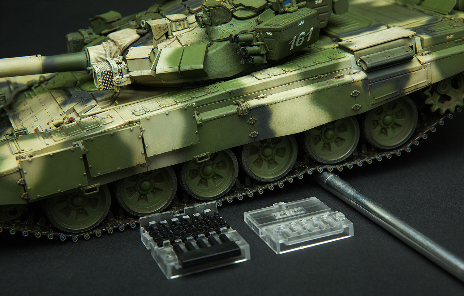 MENG MODEL(モンモデル)TS-014 1/35 ロシア主力戦車T-90(プラモデル) – SOOTANG