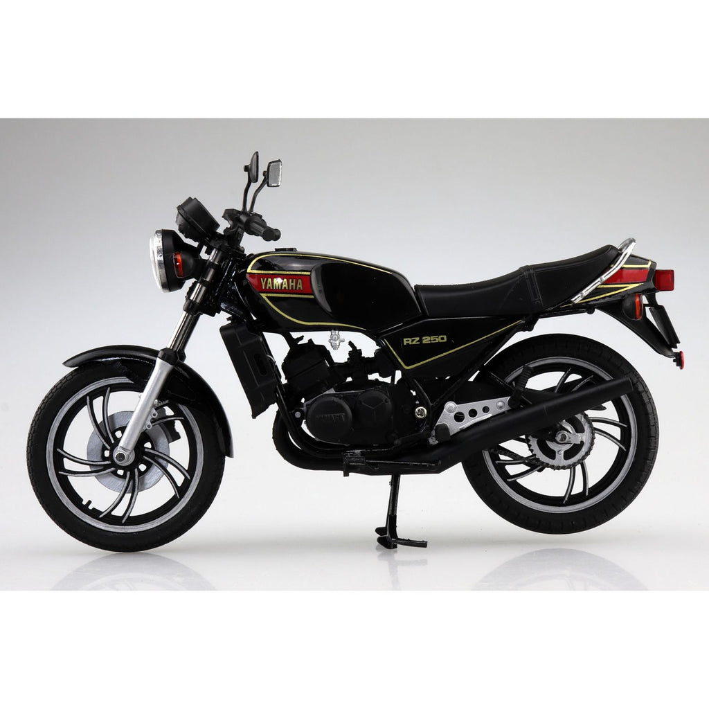 12スケールYAMAHA RZ250