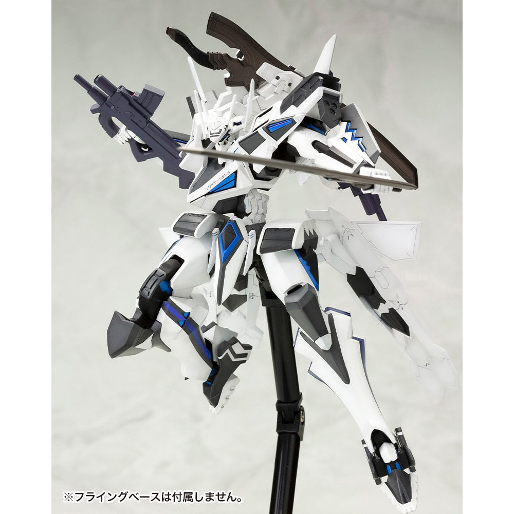 不知火・弐型Phase3ユウヤ・ブリッジス機 1/144スケール – SOOTANG HOBBY